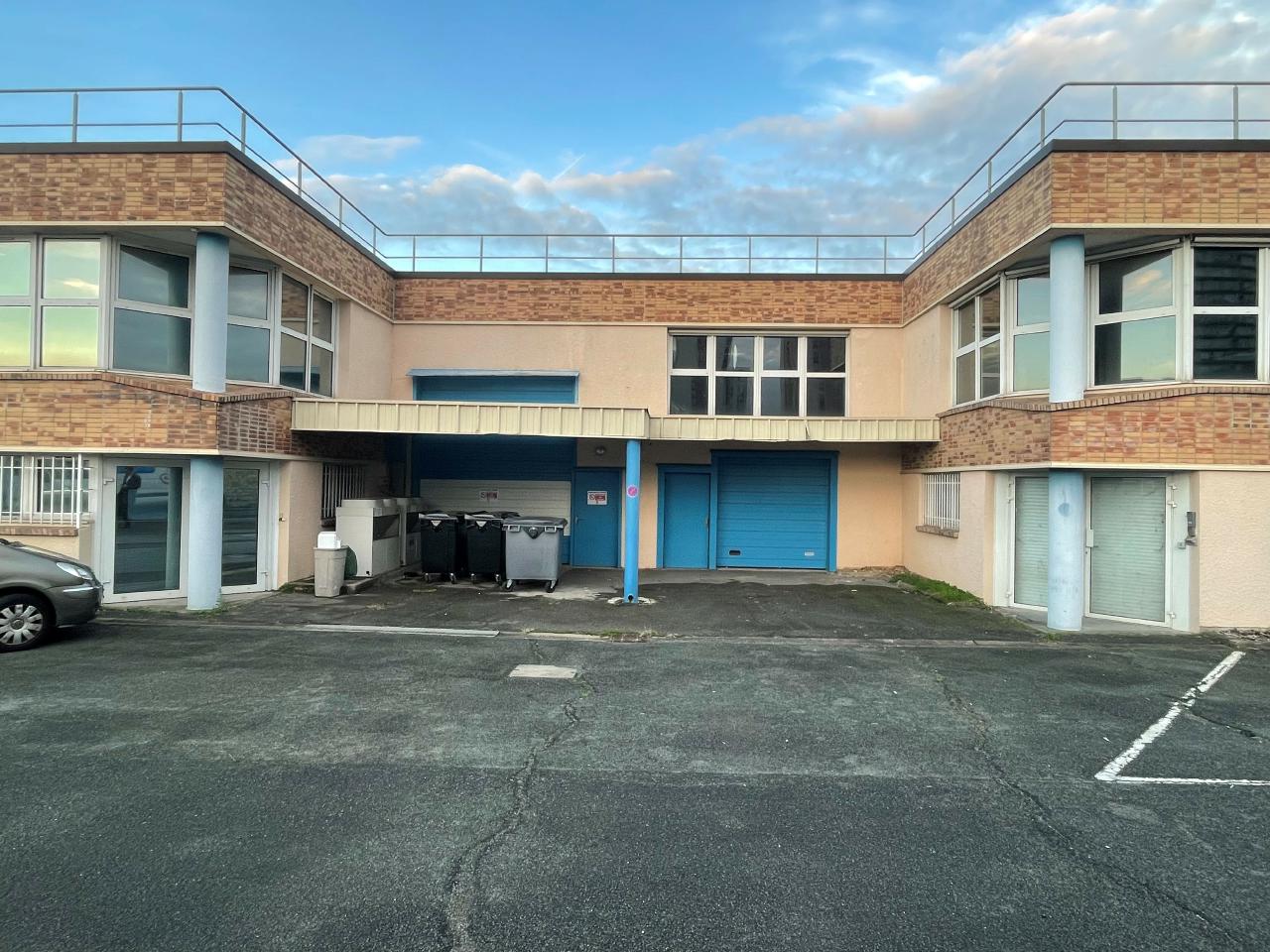 Local d'activité Ivry-sur-Seine 333m² Location local d'activité Ivry-sur-Seine Val-de-Marne OLACT2427640 2